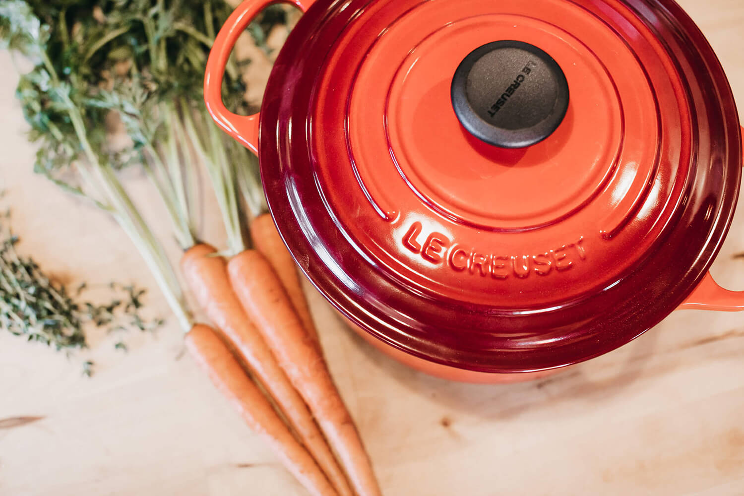Demo photo of a Le Creuset pot and carrots